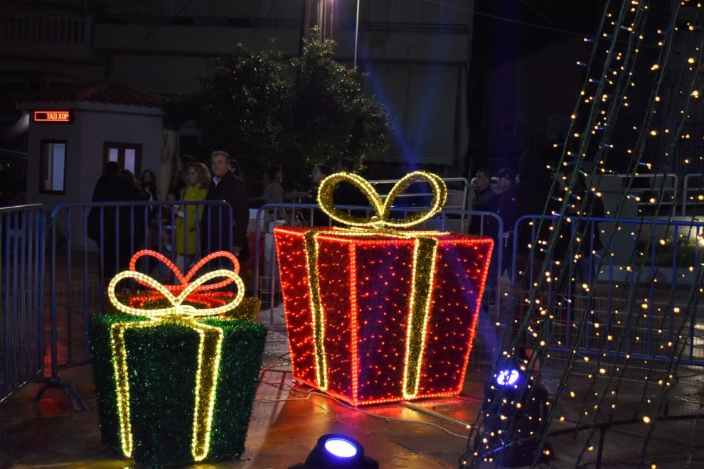 Φωτεινά Χριστούγεννα στο  Δήμο Πύλου – Νέστορος
