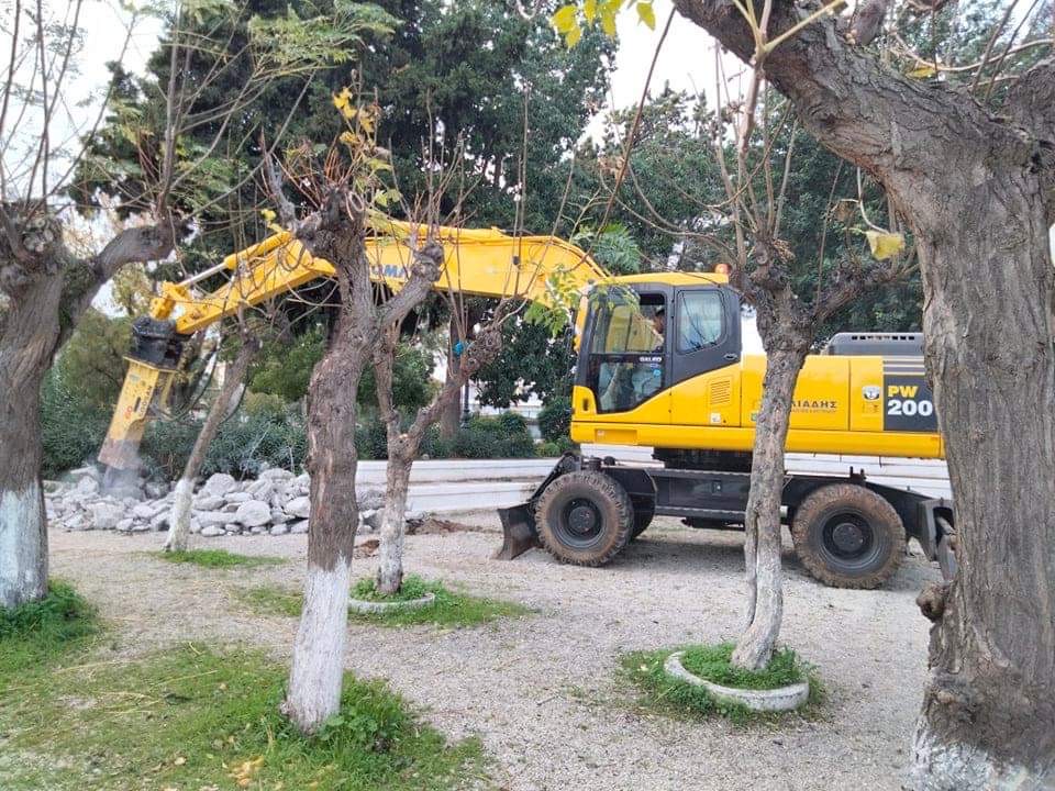 Φιλιατρά: Εισαγγελική παρέμβαση για αυθαίρετη καταστροφή στην πλατεία