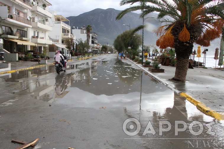 Κυματική δράση και αντιδιαβρωτική προστασία στην παραλία Καλαμάτας