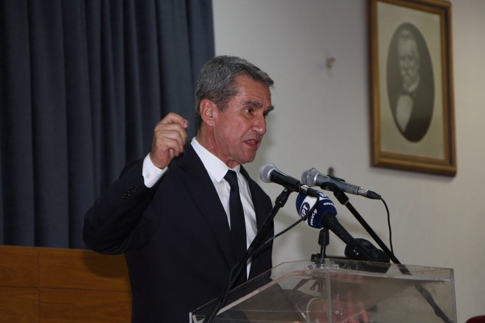 Ανδρέας Λοβέρδος: Θα ψηφίσω τον Νίκο Ανδρουλάκη