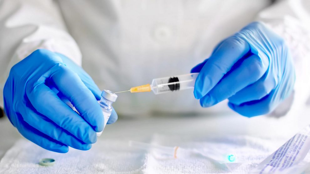 Η Εθνική Επιτροπή Εμβολιασμών απαντά για τον εμβολιασμό παιδιών και εφήβων