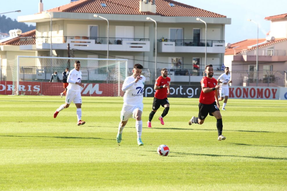 Όρθια στη Λιβαδειά η Καλαμάτα, 0-0 με τον πρωτοπόρο Λεβαδειακό