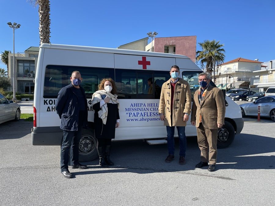 Βασικά είδη διατροφής σε πέντε οικογένειες από την AHEPA Μεσσηνίας