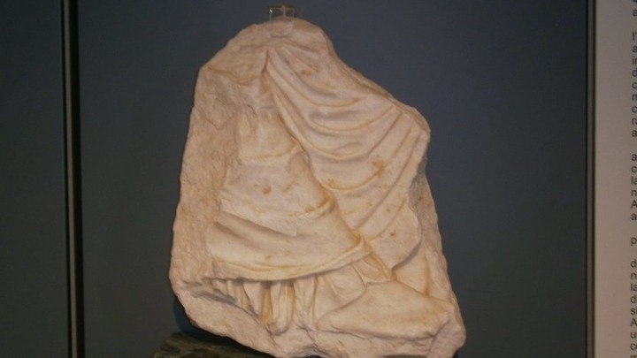 Τοποθετείται το «θραύσμα Fagan» στη ζωφόρο του Παρθενώνα, στο Μουσείο της Ακρόπολης