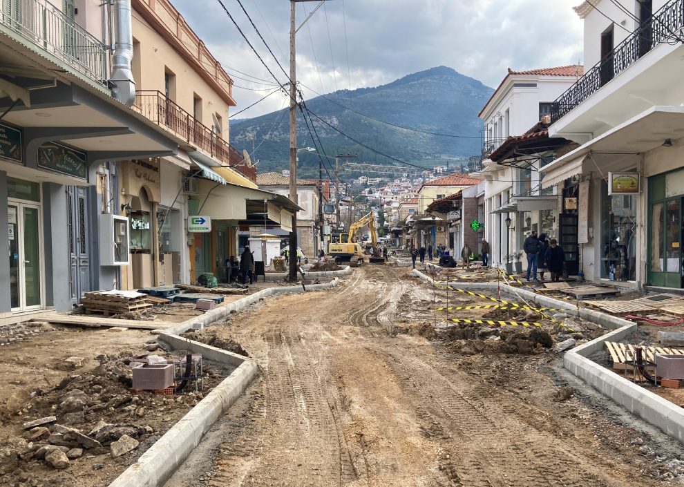 “Open Mall” Κυπαρισσίας: Ανοιχτό το ενδεχόμενο  παράτασης των εργασιών…