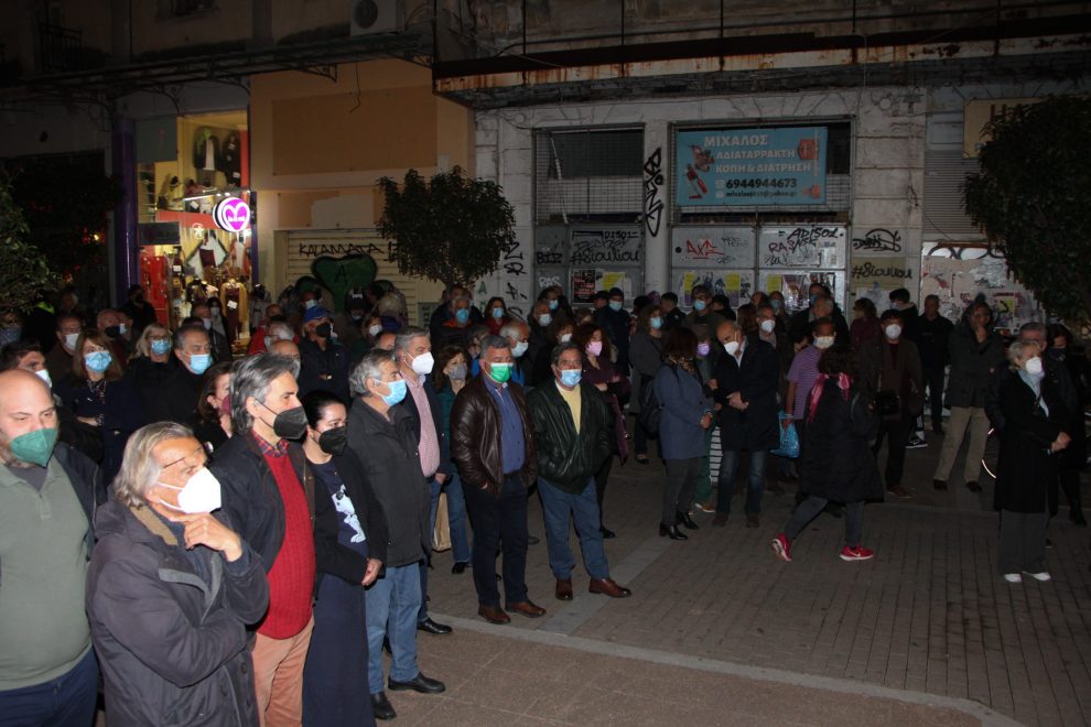 Καλαμάτα: Διαμαρτυρία και υπογραφές συμπαράστασης για τη φυσιογνωμία του προλιμένα