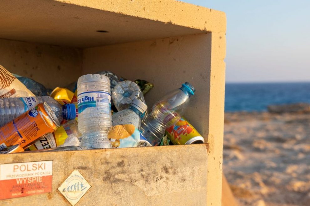 Παράταση των υποχρεώσεων  για τα απόβλητα ζητούν οι ξενοδόχοι