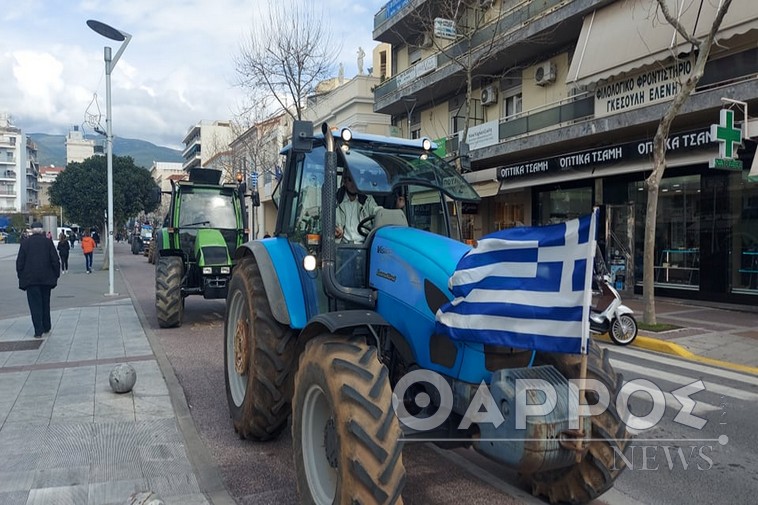 Οι αγρότες αφήνουν τα χωράφια τους και μπαίνουν στην Καλαμάτα