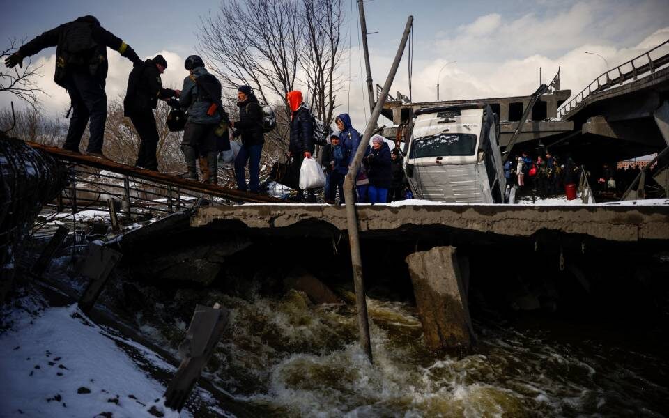 «Ο μόνος τρόπος που υπάρχει για να υπερασπίσω τα σύνορά μου είναι να τα επεκτείνω»