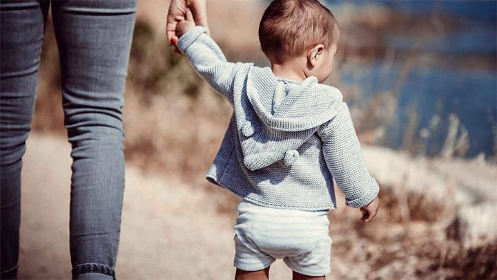 Μέσα στο Μάρτιο η εφαρμογή του προγράμματος «Νταντάδες της γειτονιάς»
