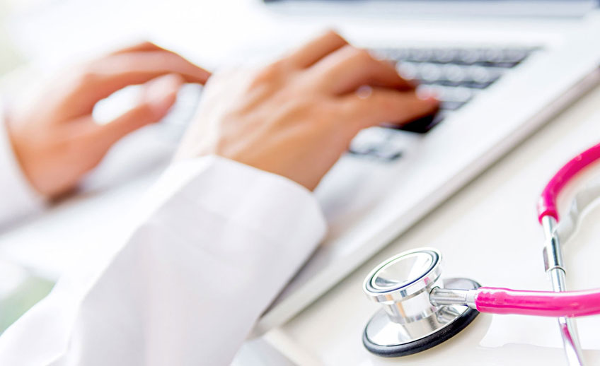 Υπουργείο Υγείας: Μέχρι τέλος Απριλίου θα μπορούν οι ιδιώτες γιατροί να συνταγογραφούν στους ανασφάλιστους