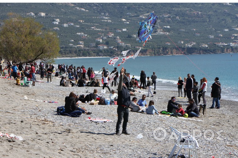 Με σύμμαχο τον καιρό η Καλαμάτα γιορτάζει την Καθαρά Δευτέρα