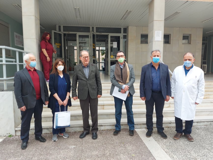 Προσφορά της Περιφέρειας ISOBOX στο Κέντρο Υγείας Καλαμάτας και νέα επίθεση στο υπουργείο Υγείας