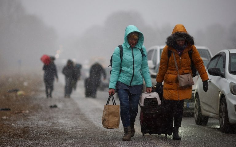 Υπουργείο Προστασίας του Πολίτη: Ο αριθμός των Ουκρανών προσφύγων που έχουν περάσει στην Ελλάδα