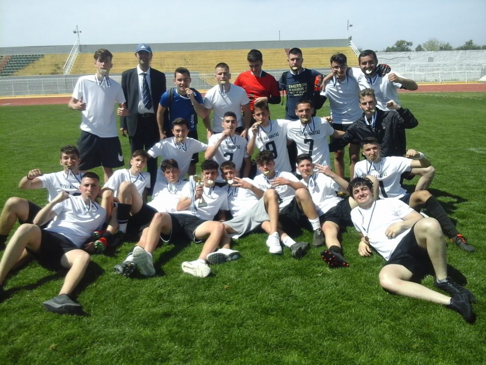 Σχολικό πρωτάθλημα ποδοσφαίρου: Η ομάδα του 6ου ΓΕΛ Καλαμάτας κατέκτησε τον τίτλο…