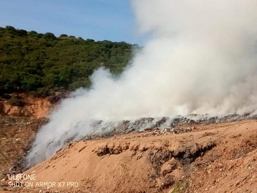 Μεγάλη φωτιά στον παράνομο σκουπιδότοπο Αλιμακίου Τριφυλίας