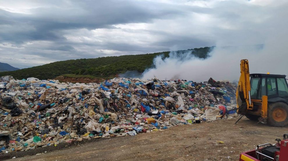 Αλιμάκι Δ.Ε. Κυπαρισσίας: Τοξικό νέφος από  τα σκουπίδια που καίγονται