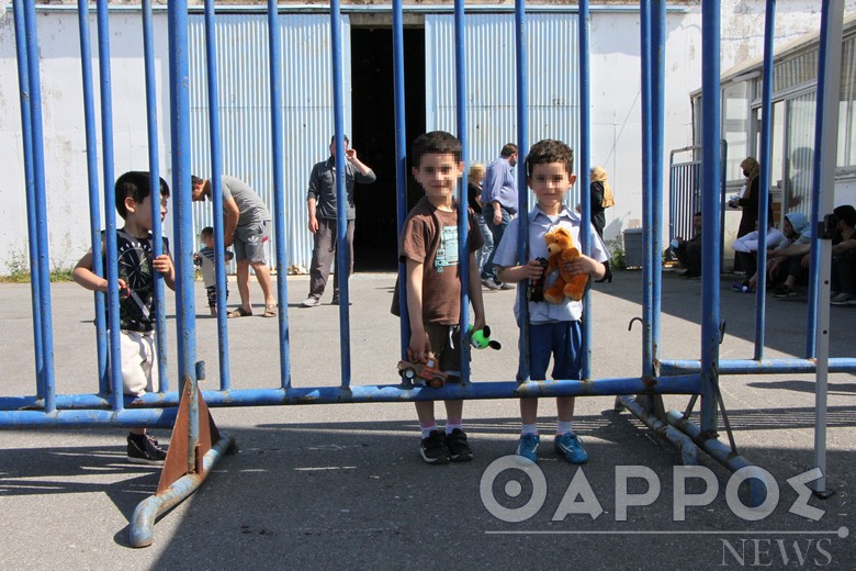 Λιμεναρχείο Καλαμάτας: Συνελήφθη ο διακινητής των μεταναστών