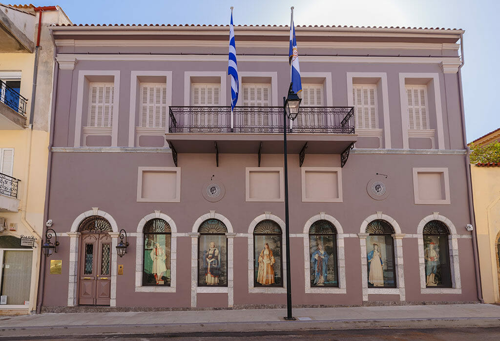 Λύκειον των Ελληνίδων Καλαμάτας: Επετειακή έκθεση για τα 100 χρόνια  από τη Μικρασιατική Καταστροφή