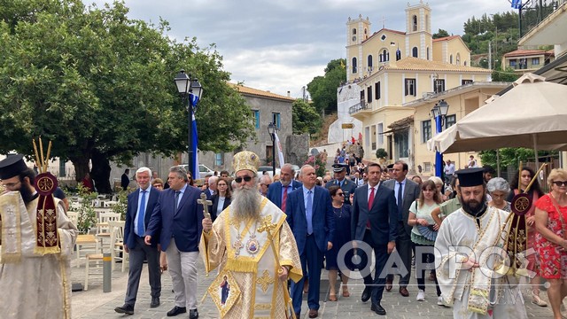 Λαμπρή γιορτή στην Κυπαρισσία για Πεντηκοστή και Άγιο Πνεύμα