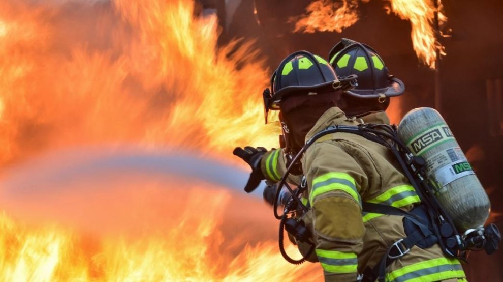 Πελοπόννησος: Καταφθάνουν οι Ευρωπαίοι πυροσβέστες για την αντιμετώπιση των δασικών πυρκαγιών
