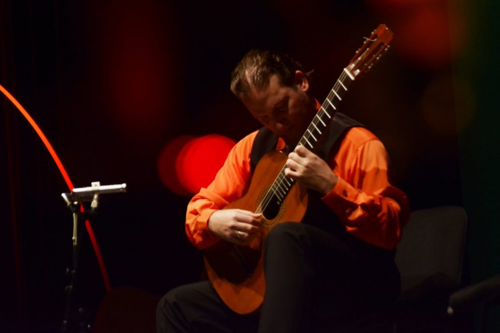 Ο βασιλιάς της κιθάρας Marco Tamayo απόψε στην Καλαμάτα
