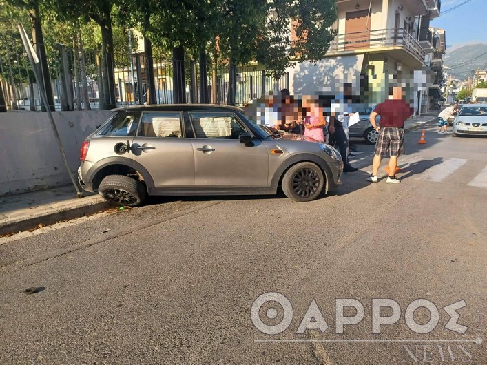 Σφοδρή σύγκρουση οχημάτων στην Παλαιολόγου