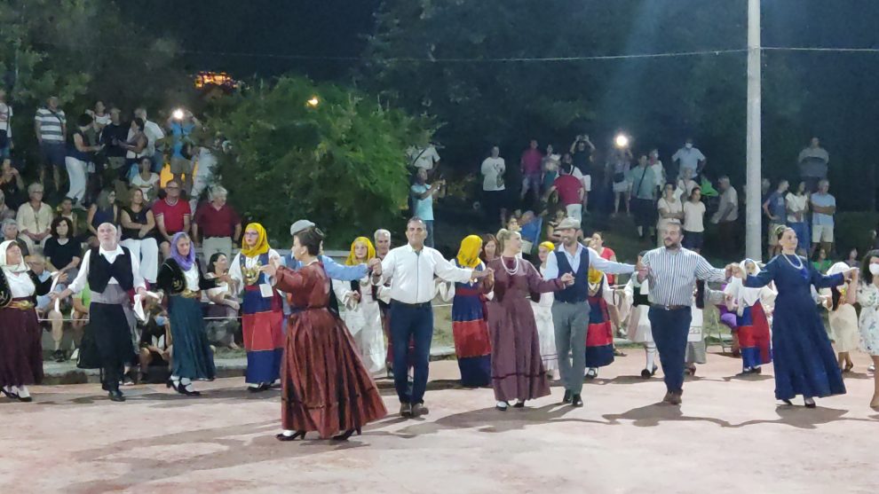 Πραγματοποιήθηκε το 1ο Αντάμωμα Παραδοσιακών Χορών Καλαμάτας
