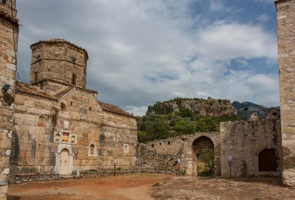 «Η αναβίωση των λίθων» στο Οχυρό  Συγκρότημα Τρουπάκηδων – Μούρτζινων