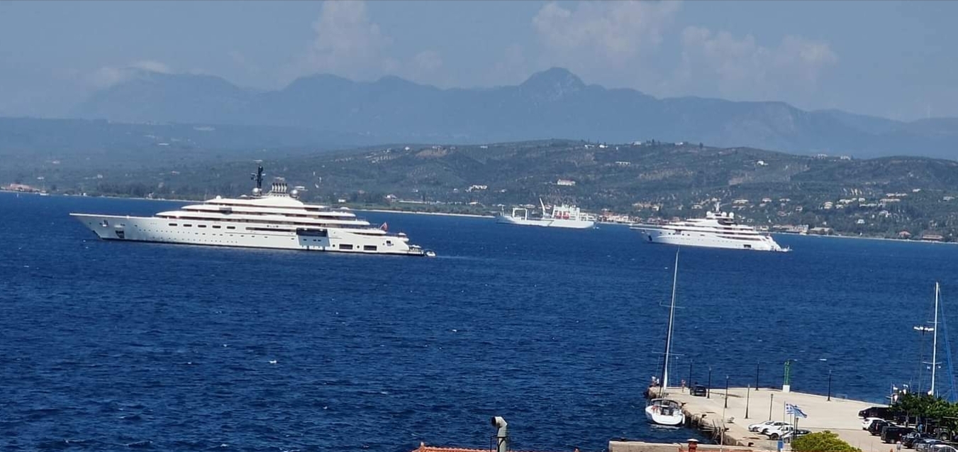 Ο σεΐχης που «κοιτά» τουριστικές επενδύσεις στη Μεσσηνία