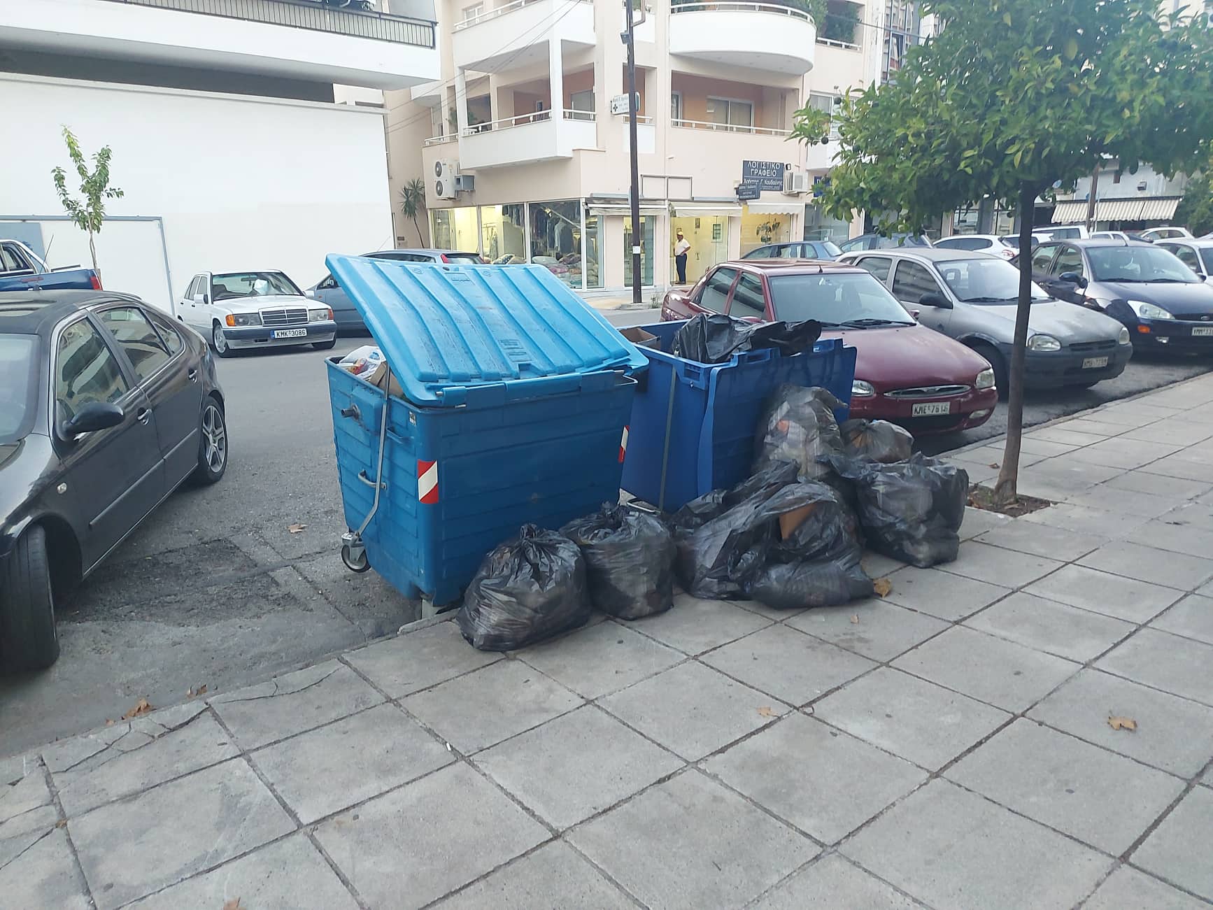 Χρειάζονται κι άλλοι κάδοι