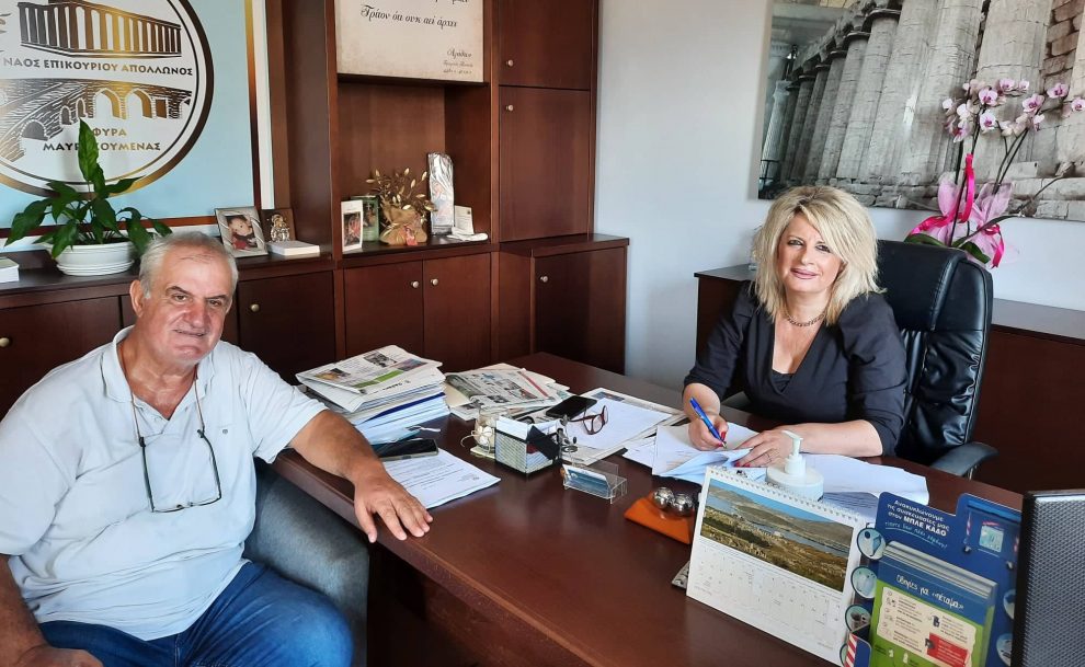 Υπογραφή σύμβασης για  ασφαλτοστρώσεις – τσιμεντοστρώσεις στο Δήμο Οιχαλίας