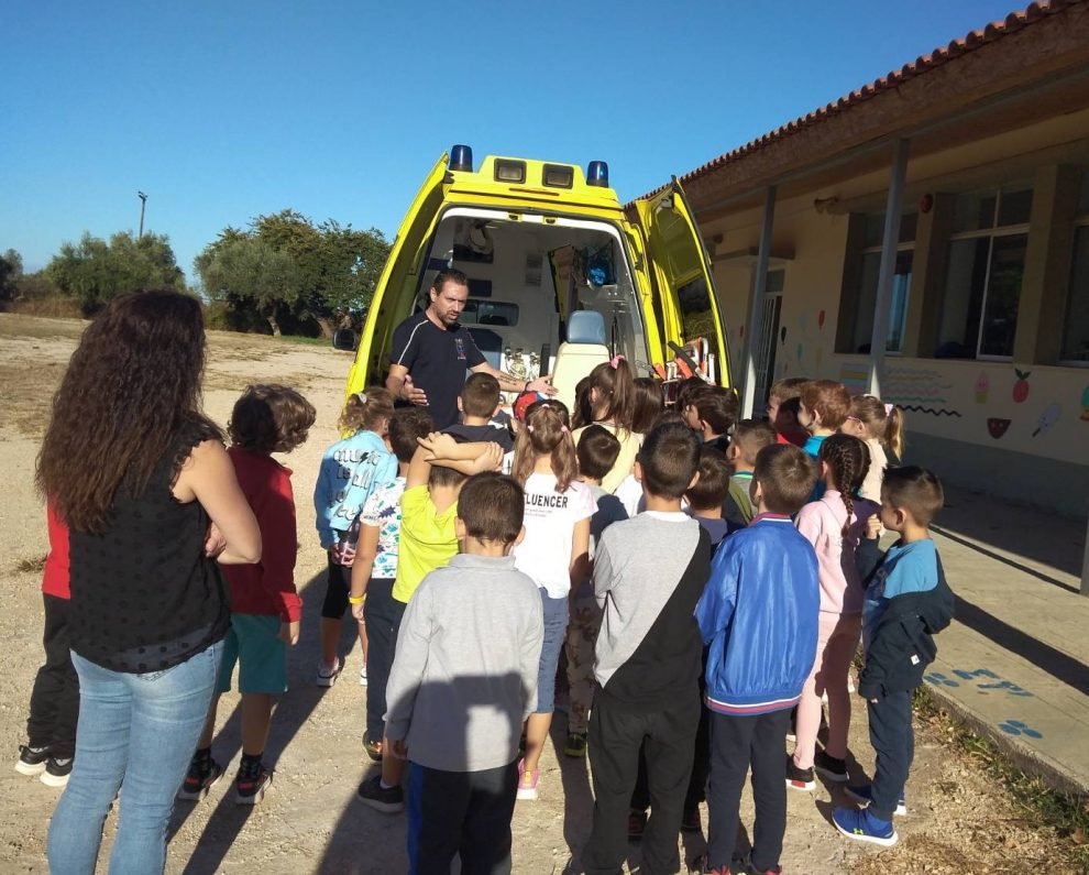 1ο Δημοτικό Σχολείο Φιλιατρών: Εκπαίδευση πρώτων  βοηθειών από το ΕΚΑΒ