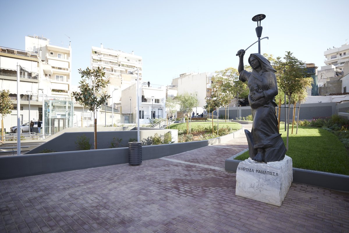 Μανιάτικο «παρών» στο νέο Μετρό του Πειραιά