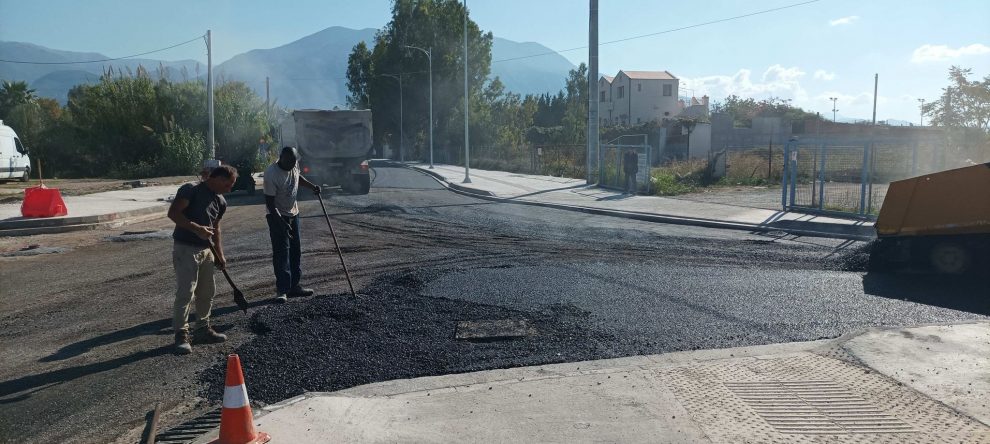 Προχωρούν οι εργασίες  ασφαλτόστρωσης στην Πλαστήρα