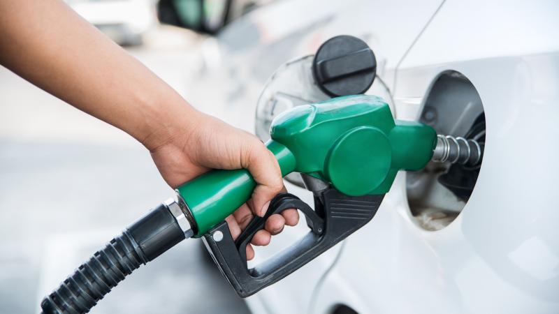 Καύσιμα: Ανεβαίνουν ξανά οι τιμές – Ανατιμήσεις σε πετρέλαιο θέρμανσης και κίνησης
