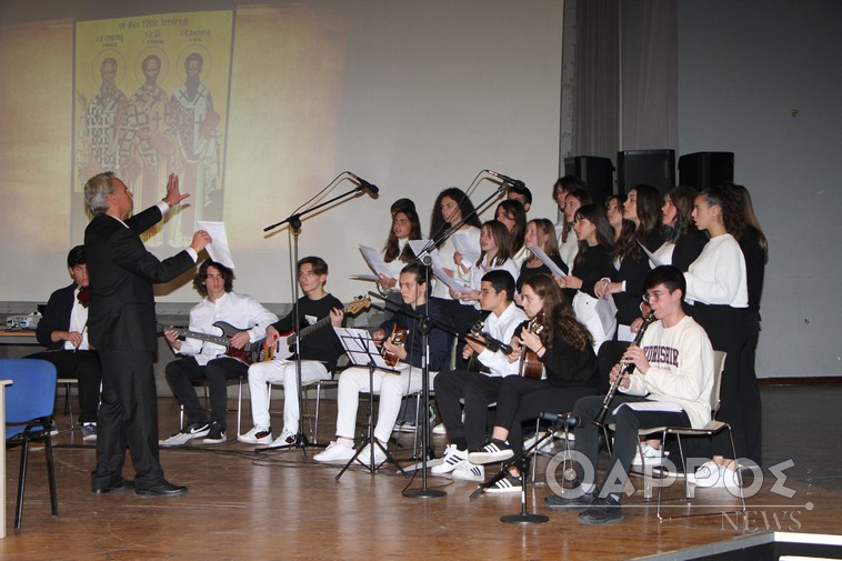 Έπαινοι «Νικολάου Πολίτη» σε αριστούχους μαθητές του Δήμου Καλαμάτας