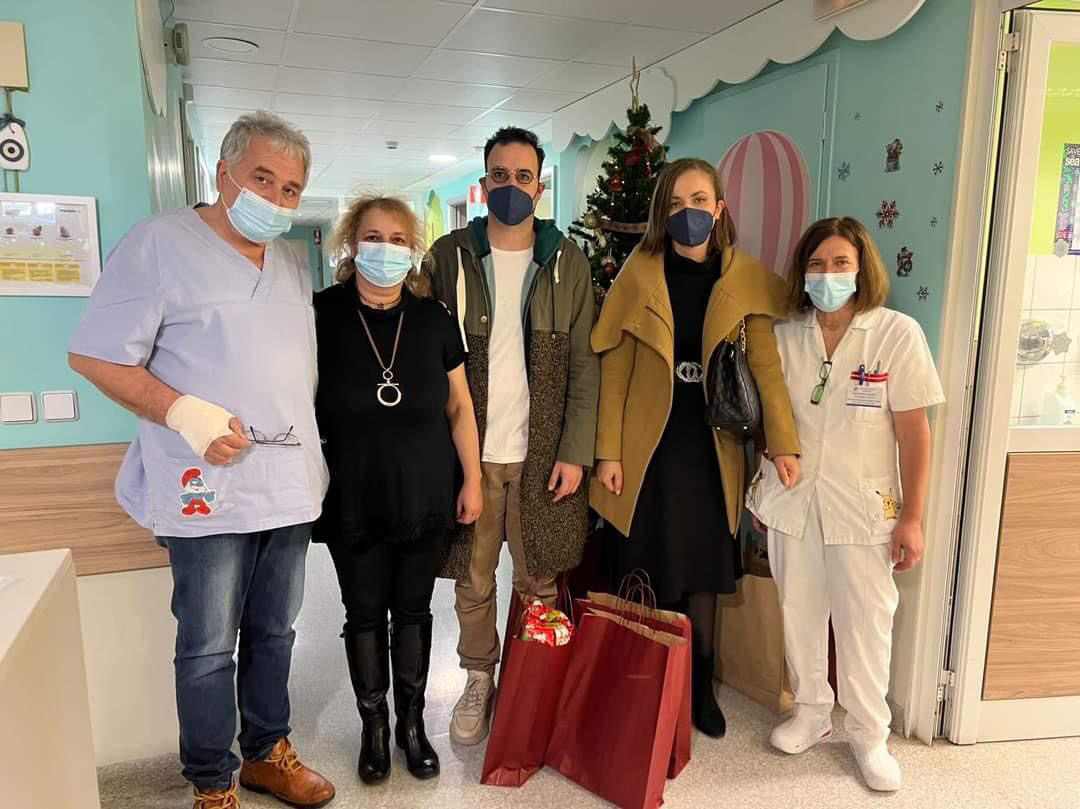 Μεσσηνία: Πάνω από 500 παιδιά  έλαβαν τα δώρα τους