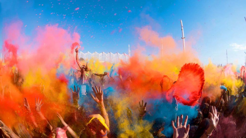 Οι εκδηλώσεις του 10ου Καλαματιανού Καρναβαλιού συνεχίζονται  με… Φεστιβάλ Χρωμάτων