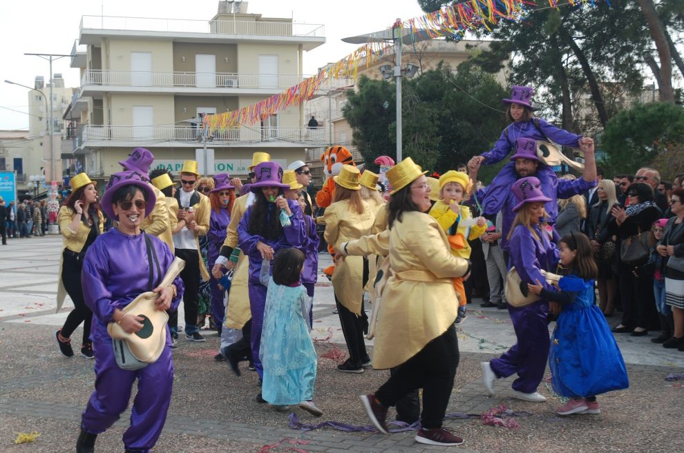Καρναβάλι Μεσσήνης: Σήμερα το κρέμασμα της  γρια-Συκούς, η παρέλαση και η συναυλία με την Josephine