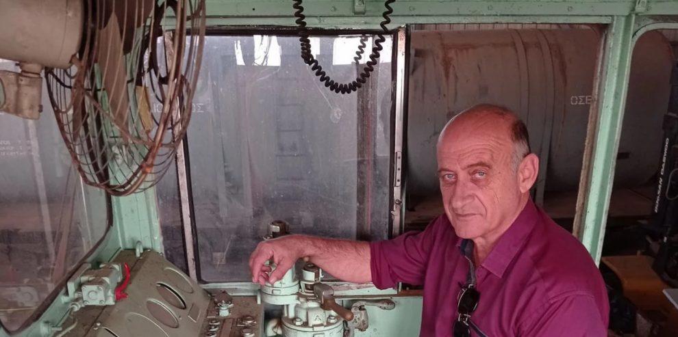 Σύγκρουση τρένων στα Τέμπη: Θλίψη στην Αμαλιάδα για τον μηχανοδηγό που έχασε τη ζωή του