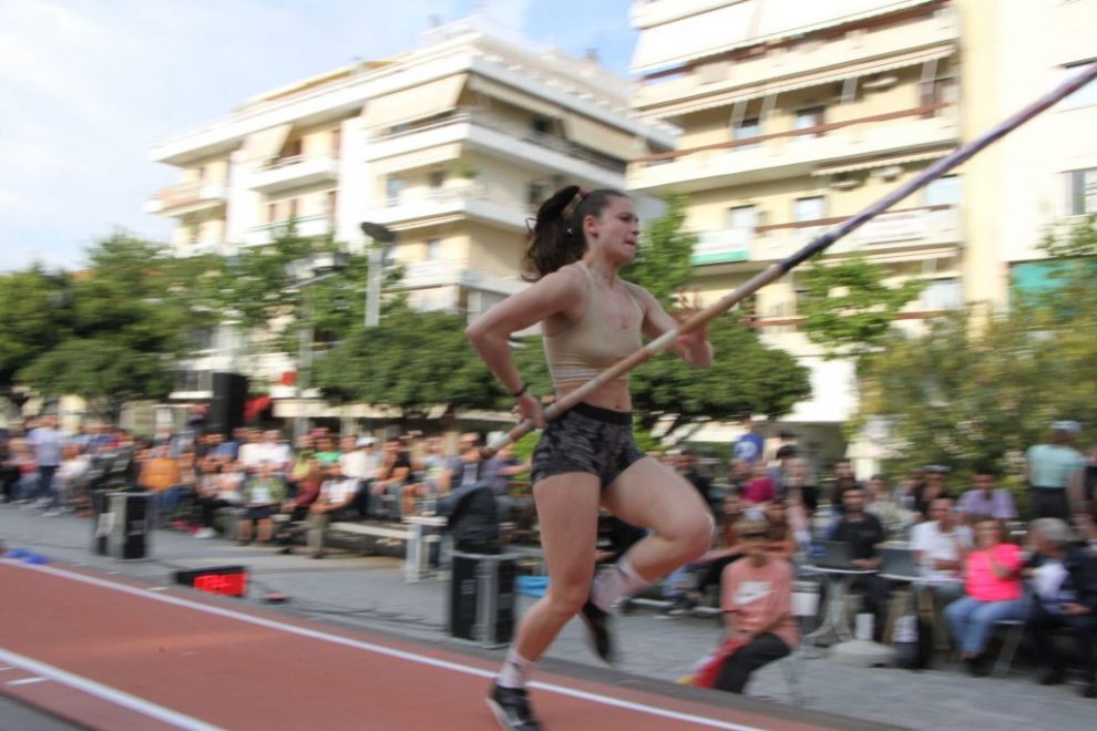 Το Kalamata Street Pole Vault επιστρέφει για δεύτερη χρονιά στην κεντρική πλατεία