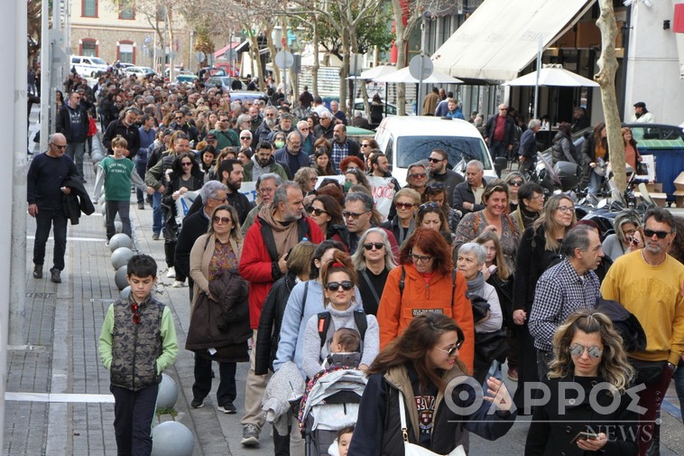 Καλαμάτα: Μεγάλη η συμμετοχή στη χθεσινή συγκέντρωση για τα Τέμπη