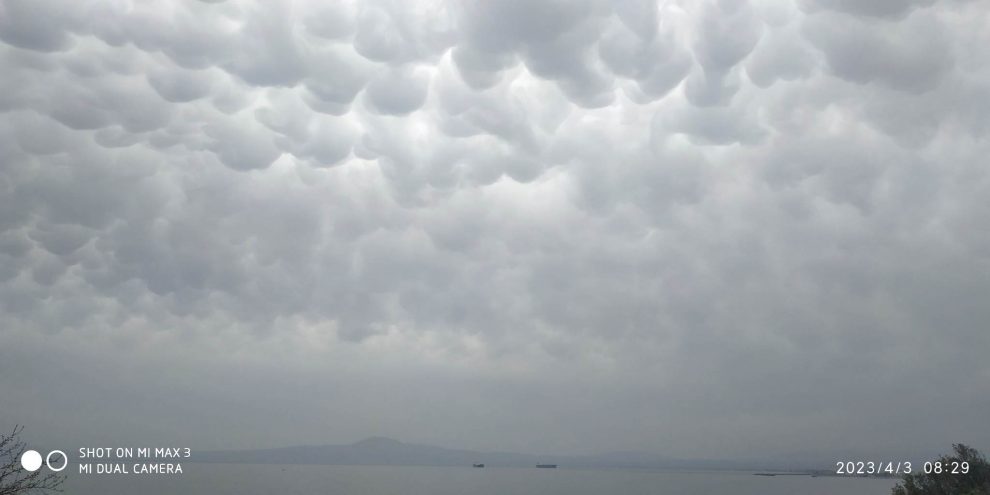 Εντυπωσίασαν τα σύννεφα “Mammatus” που εμφανίσθηκαν στη Μεσσηνία