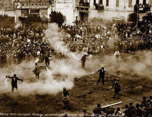 «ΘΑΡΡΟΣ» 24 Απριλίου 1927: Πως εορτάζετο το Πάσχα προ τινών δεκαετηρίδων εν Καλάμαις