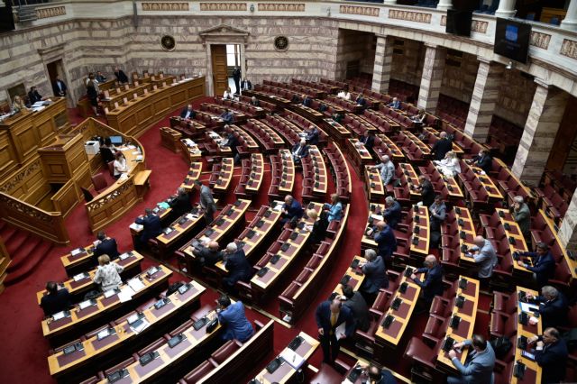 Ψηφίστηκε η ρύθμιση-“μπλόκο” στο κόμμα Κασιδιάρη από ΝΔ και ΠΑΣΟΚ – Απείχε ο ΣΥΡΙΖΑ