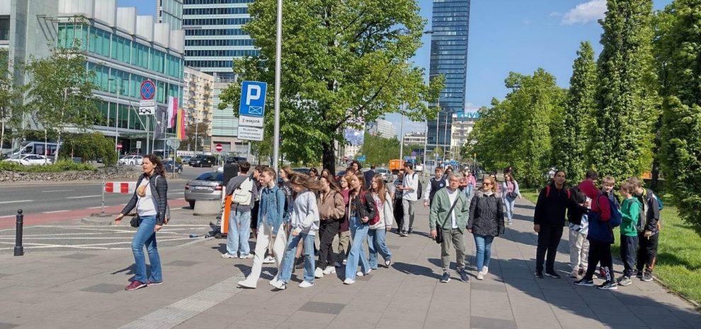 Εκπαιδευτικοί και μαθητές του 2ου Γυμνασίου Καλαμάτας στο Czersk της Πολωνίας