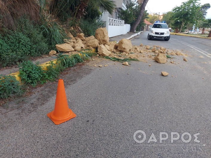 Μικρά Μαντίνεια: Κατολίσθηση στον κεντρικό δρόμο