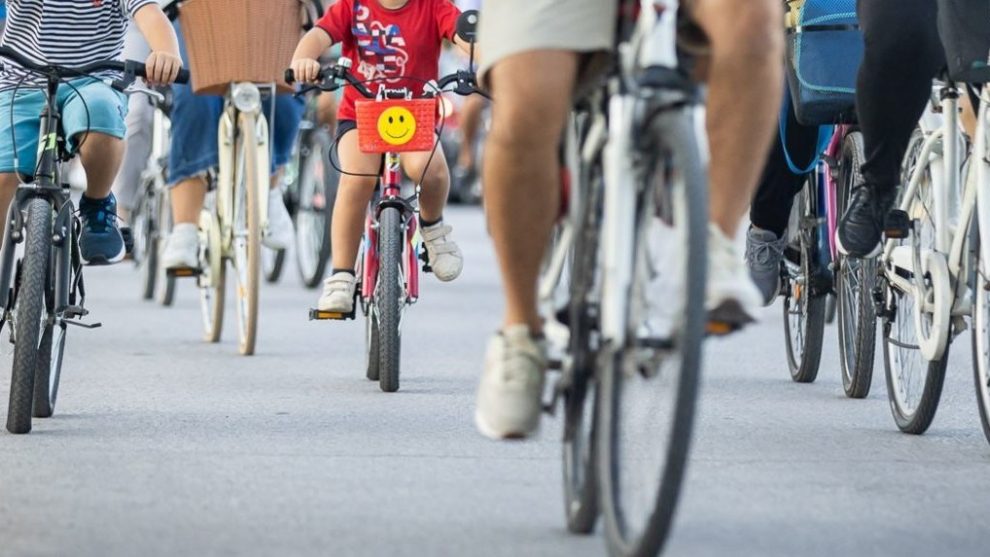 Πειραματικό Δημοτικό Σχολείο Καλαμάτας: Σχολική ποδηλατάδα «Ποδηλατώ  γιατί θέλω και μπορώ»