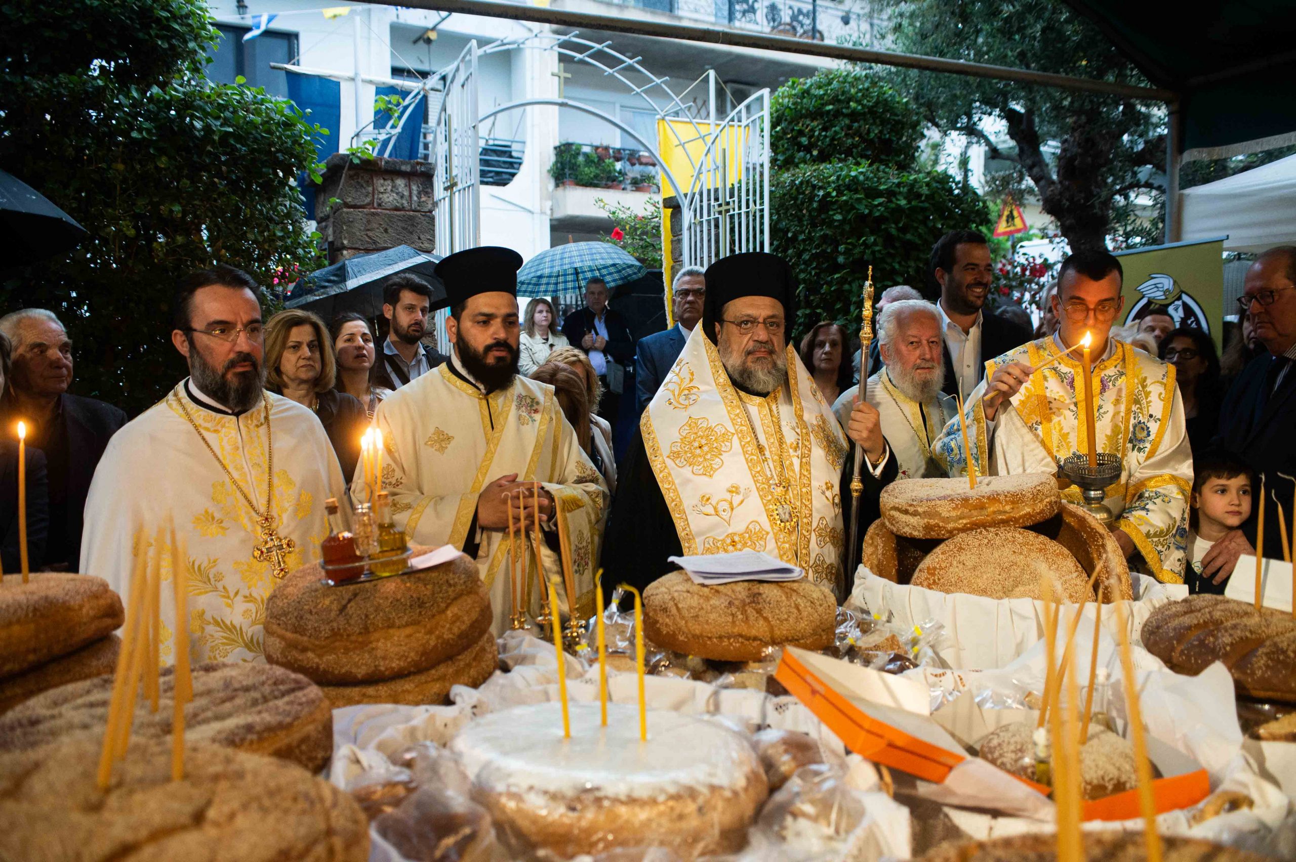 Ο Εσπερινός των Αγίων Κωνσταντίνου και Ελένης στην Καλαμάτα
